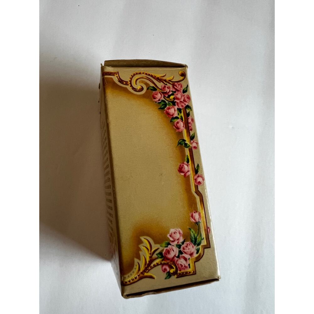 Vintage 1978 Anniversary Keepsake Trailing Arbutus California Perfume Avon - Picture 9 of 12
